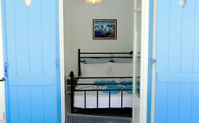 Thalia Apartment